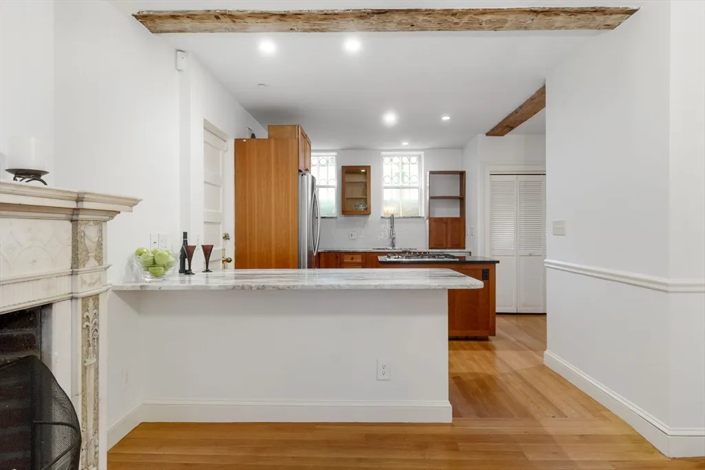 3 bed, 2 bath apartment for rent at 24 Fayette St Unit 24, Back Bay — photo 31 of 36