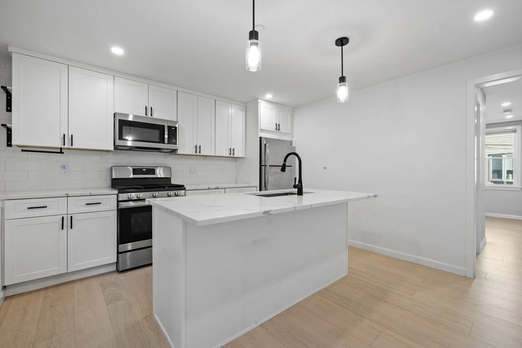 Studio bed, 1 bath apartment for rent at 24 Ferrin St Unit 2, Charlestown — photo 1 of 12