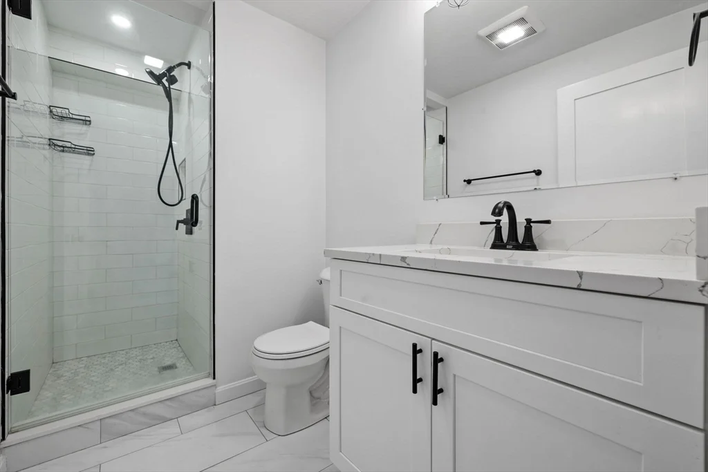 Studio bed, 1 bath apartment for rent at 24 Ferrin St Unit 2, Charlestown — photo 9 of 12