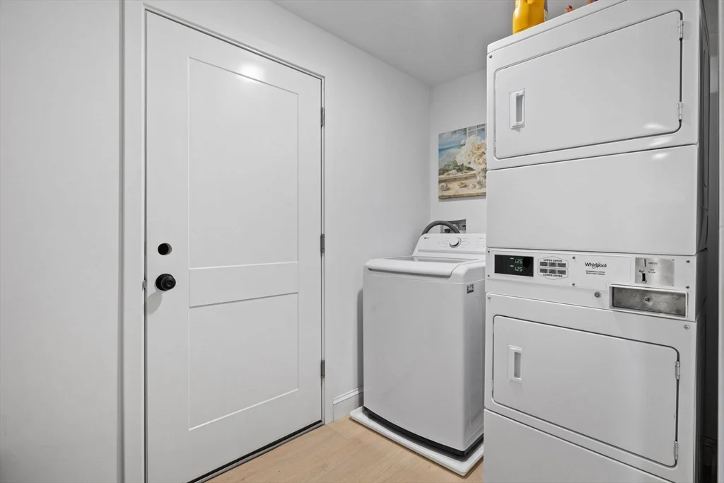 Studio bed, 1 bath apartment for rent at 24 Ferrin St Unit 2, Charlestown — photo 11 of 12