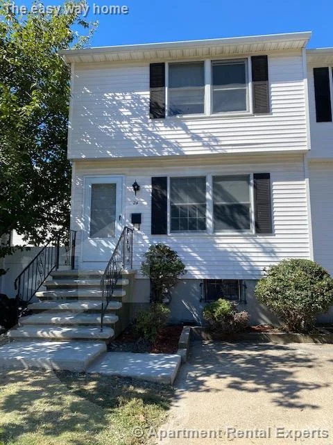 2 bed, 1 bath apartment for rent at 24 Florence St, East Somerville — photo 16 of 16