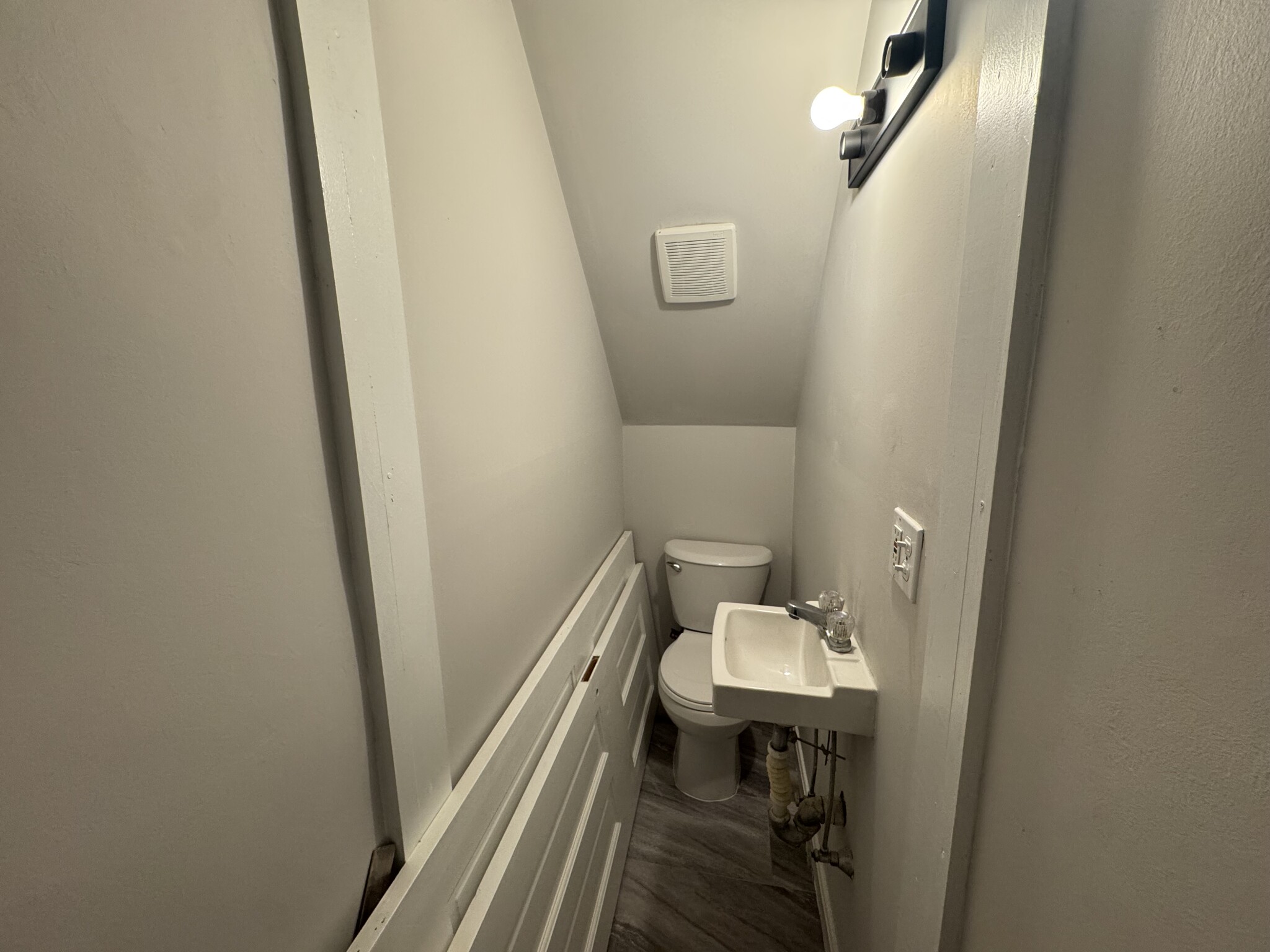 4 bed, 2.5 bath apartment for rent at 24 Foster, Brighton — photo 21 of 25