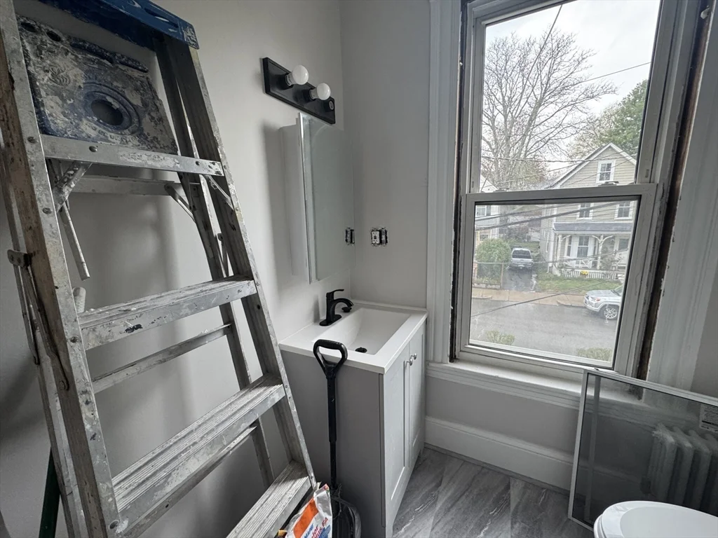 4 bed, 2 bath apartment for rent at 24 Foster St Unit 1, Brighton — photo 10 of 24