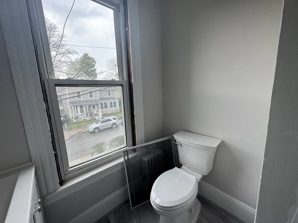4 bed, 2 bath apartment for rent at 24 Foster St Unit 1, Brighton — photo 9 of 24