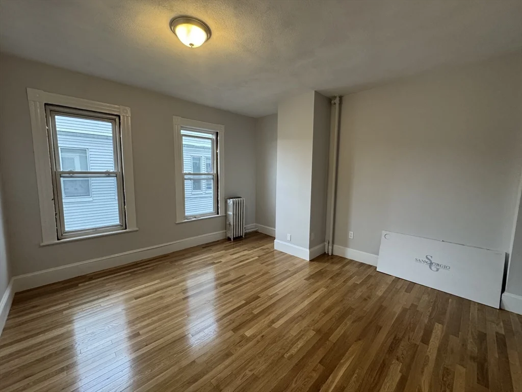 4 bed, 2 bath apartment for rent at 24 Foster St Unit 1, Brighton — photo 13 of 24