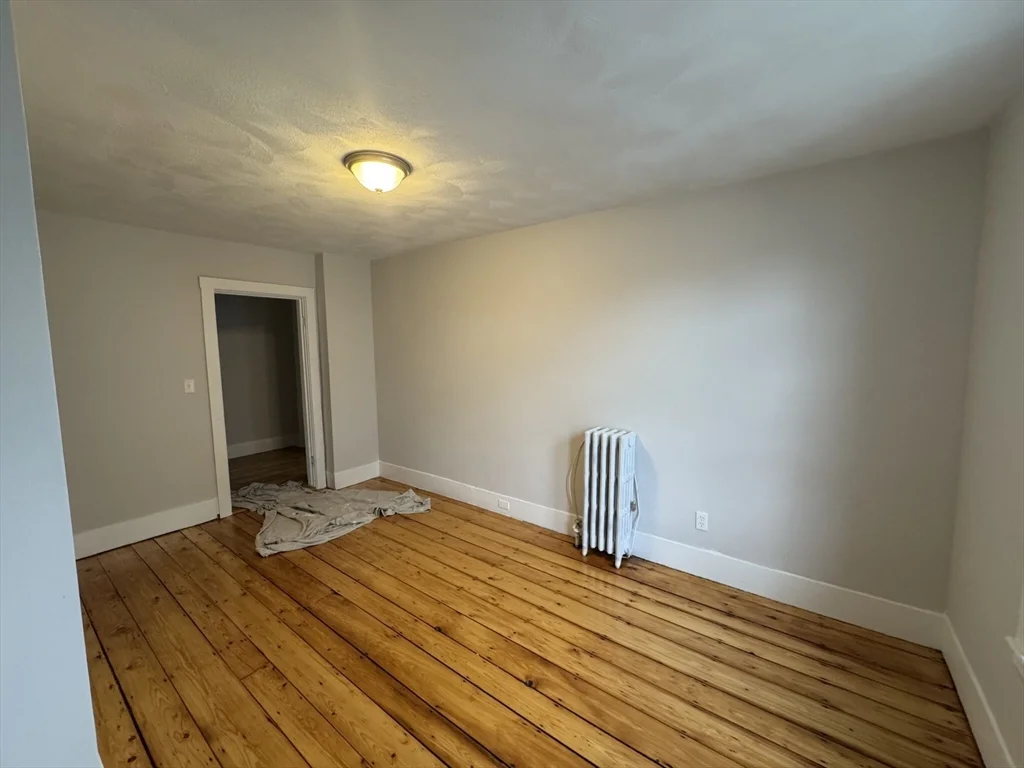 4 bed, 2 bath apartment for rent at 24 Foster St Unit 1, Brighton — photo 17 of 24