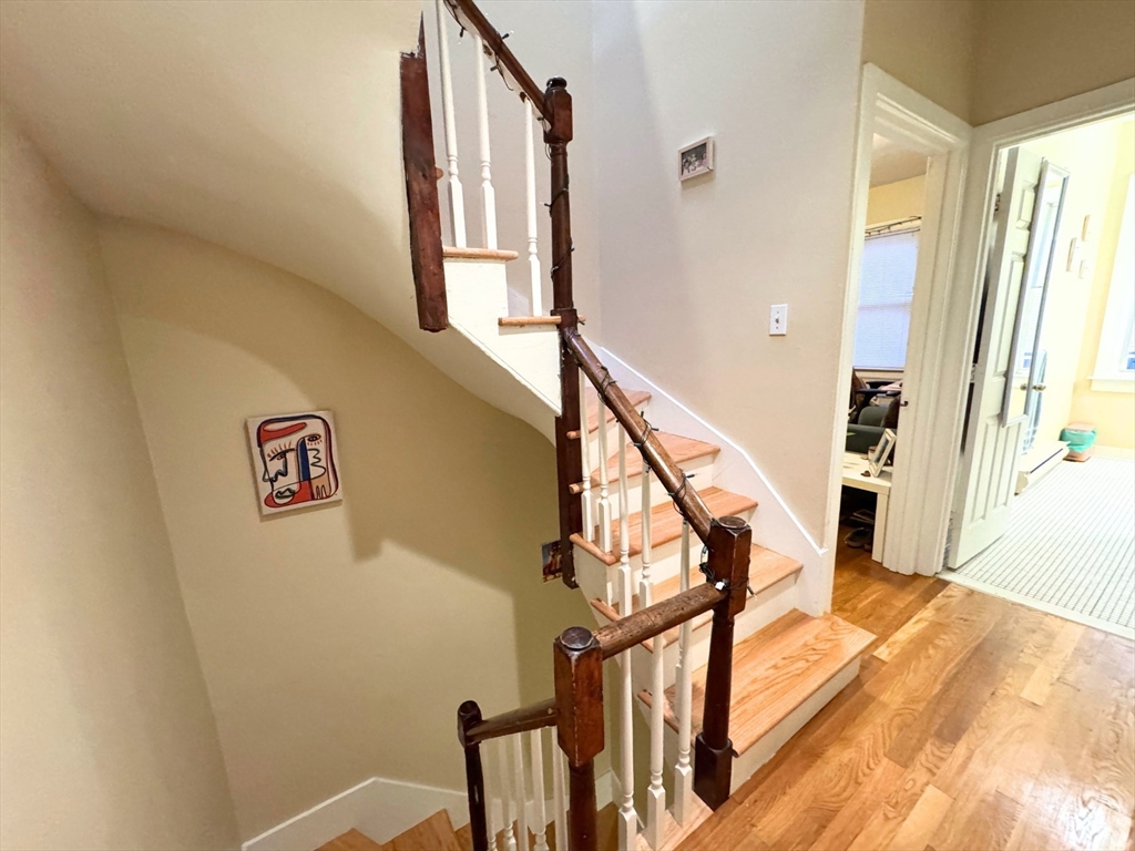 2 bed, 1 bath apartment for rent at 24 Front St Unit 2, Chelsea — photo 8 of 23