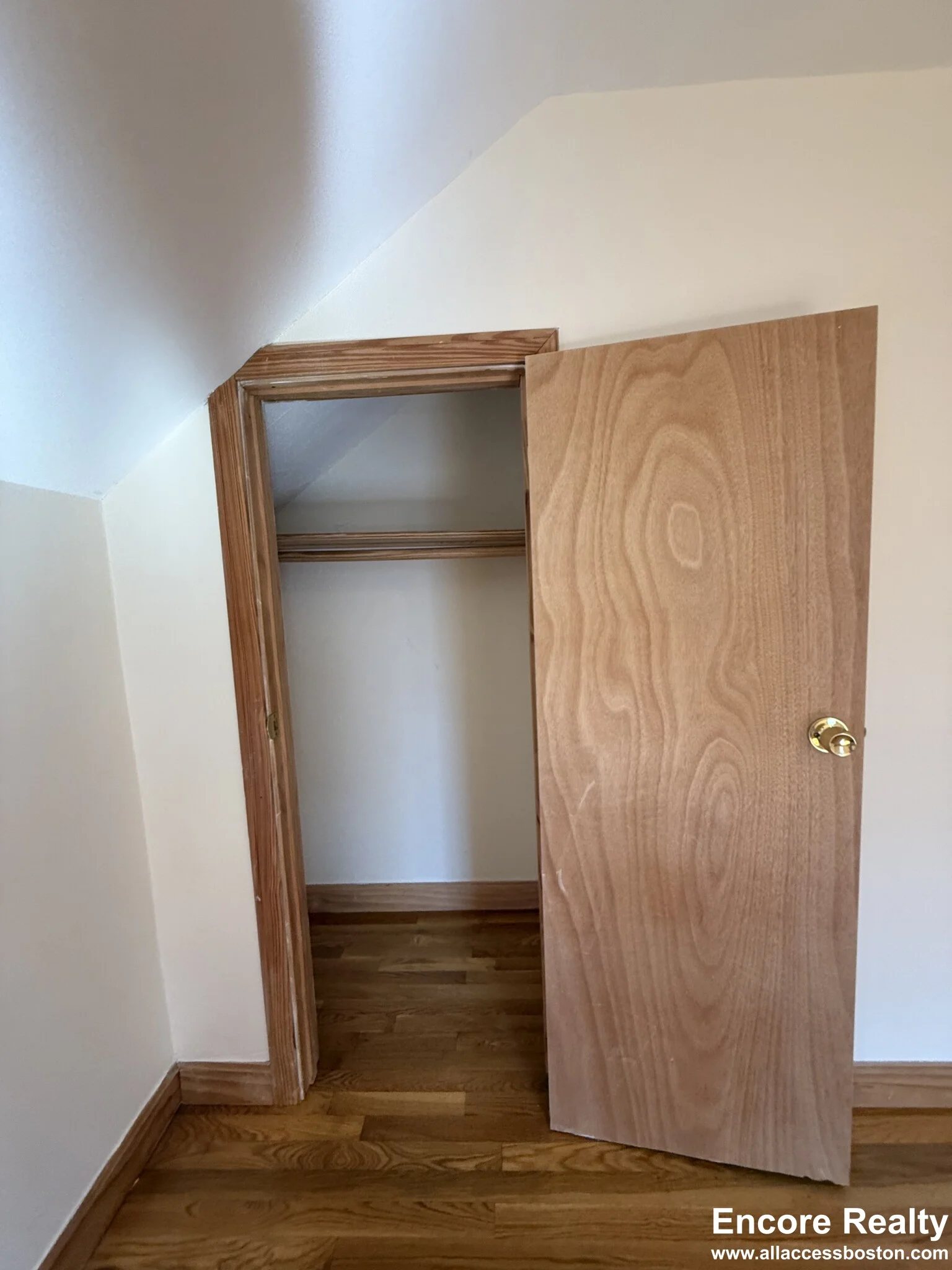 2 bed, 2 bath apartment for rent at 24 Gardner St Unit 1, Newton Corner — photo 14 of 14