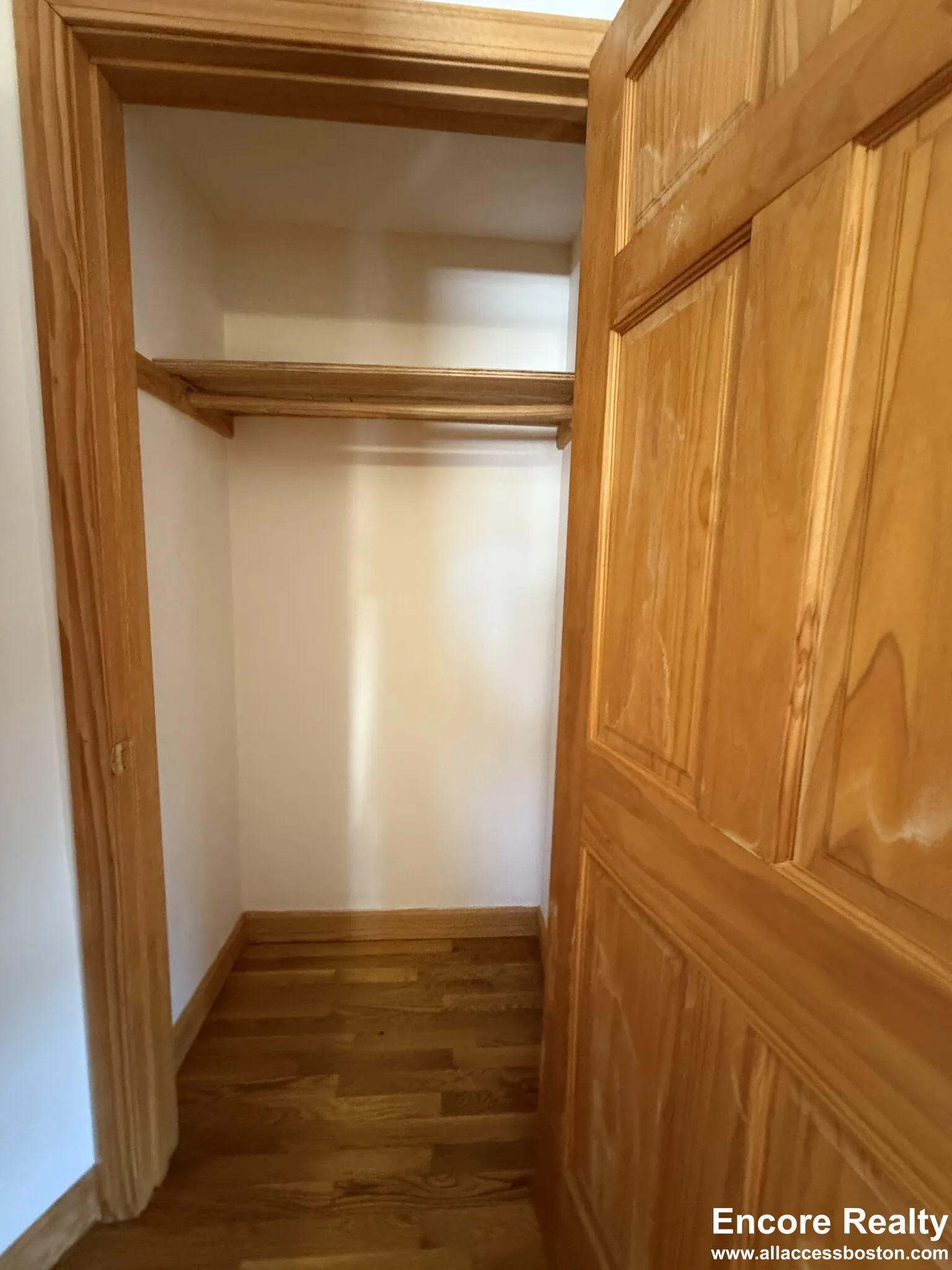2 bed, 2 bath apartment for rent at 24 Gardner St Unit 1, Newton Corner — photo 7 of 14