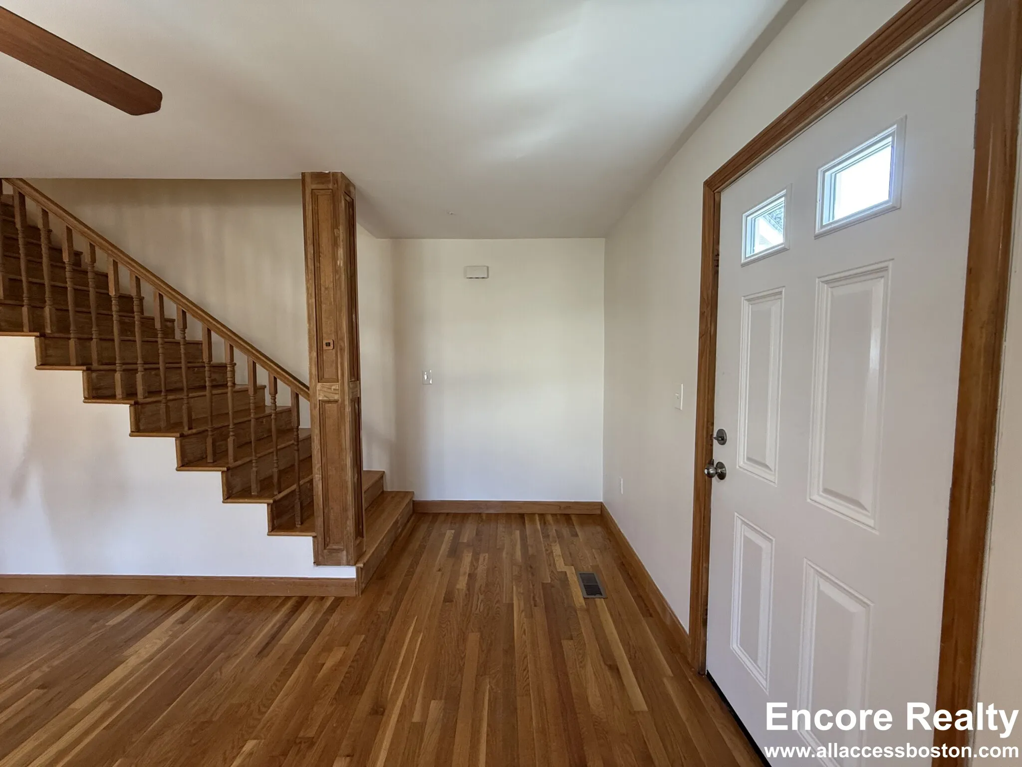 2 bed, 2 bath apartment for rent at 24 Gardner St Unit 1, Newton Corner — photo 3 of 14
