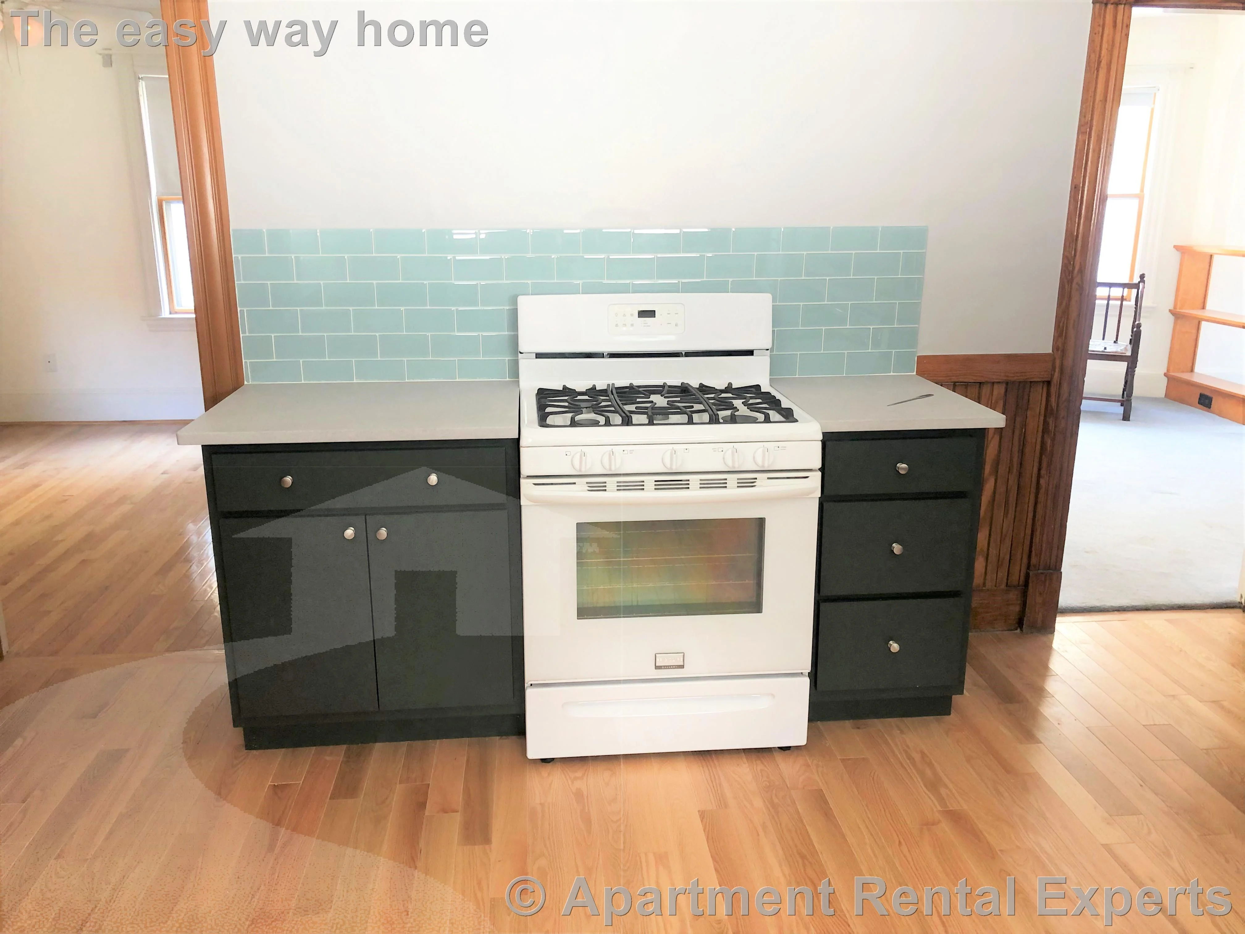 4 bed, 1 bath apartment for rent at 24 Gold Star Rd, Davis Square — photo 3 of 11