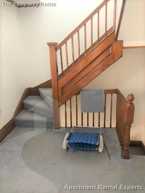 4 bed, 1 bath apartment for rent at 24 Gold Star Rd, Davis Square — photo 11 of 11