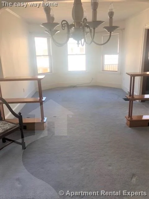4 bed, 1 bath apartment for rent at 24 Gold Star Rd, Davis Square — photo 4 of 11