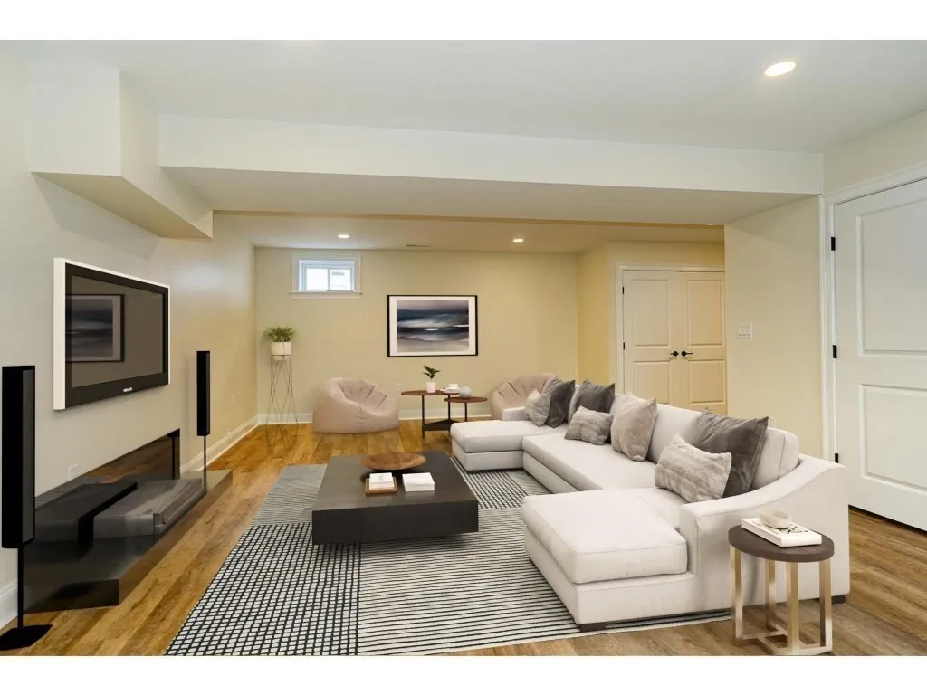 4 bed, 2 bath apartment for rent at 24 Grant Ave, Belmont — photo 8 of 10