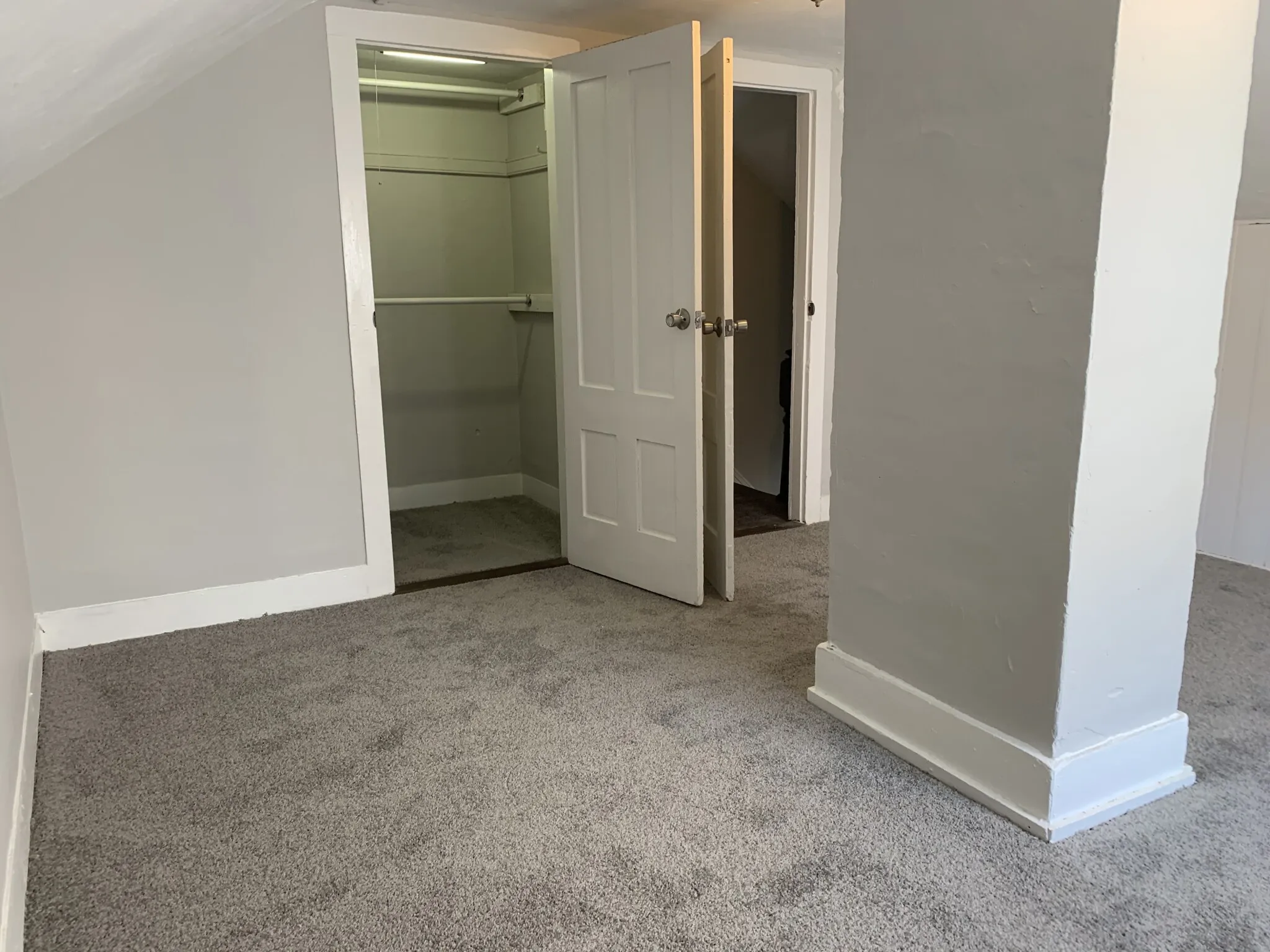 4 bed, 2 bath apartment for rent at 24 Greylock Rd Unit 24, Allston — photo 16 of 20