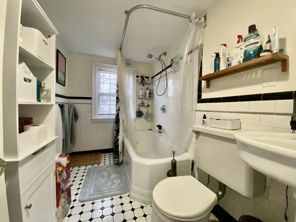 1 bed, 1 bath apartment for rent at 24 Grovenor Rd Unit 4, Jamaica Plain — photo 10 of 15