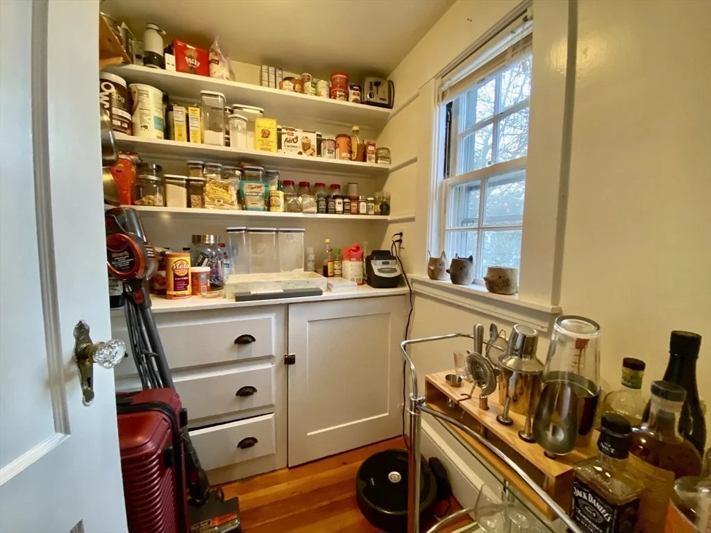 1 bed, 1 bath apartment for rent at 24 Grovenor Rd Unit 4, Jamaica Plain — photo 7 of 15