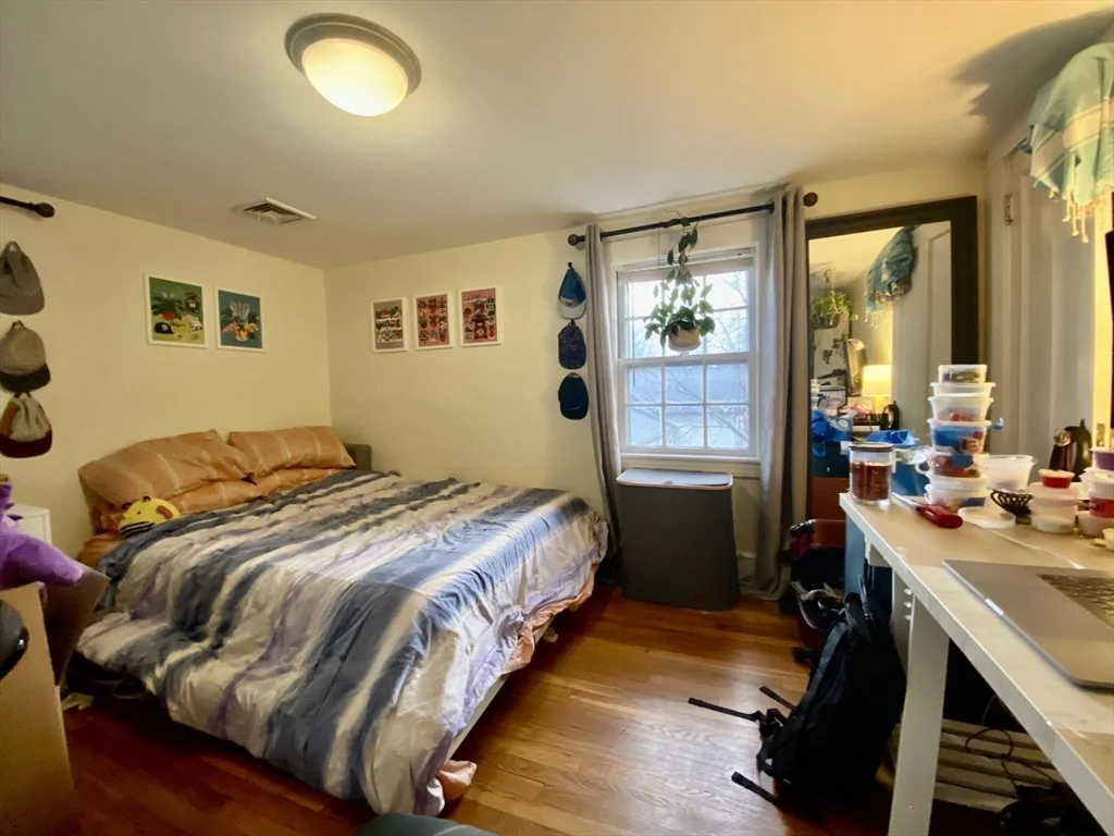 1 bed, 1 bath apartment for rent at 24 Grovenor Rd Unit 4, Jamaica Plain — photo 8 of 15