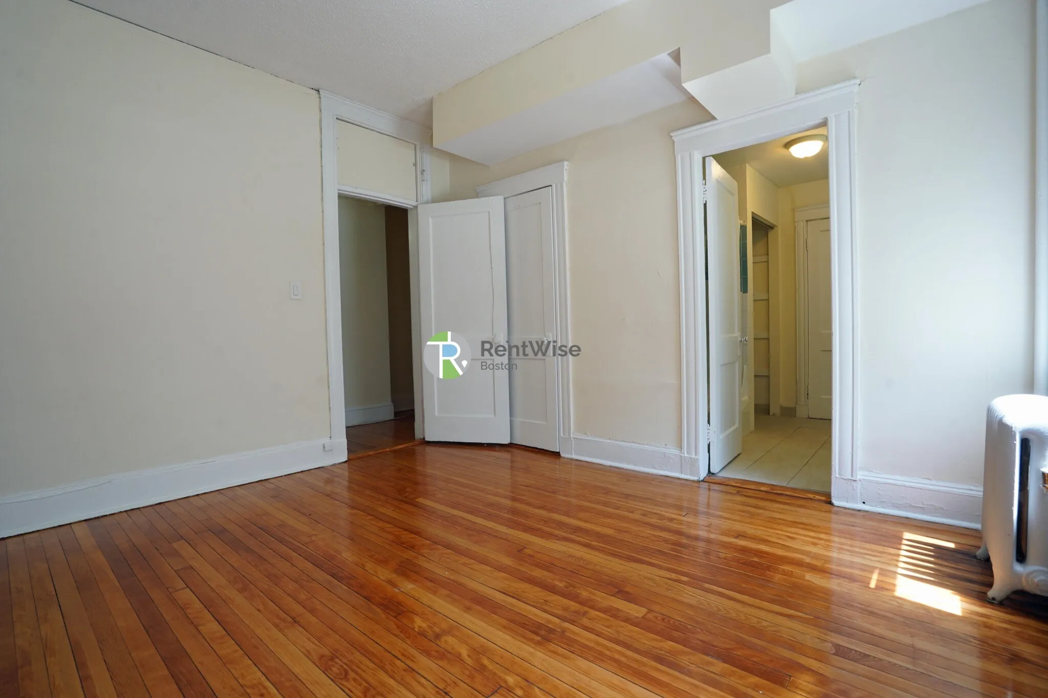 4 bed, 2 bath apartment for rent at 24 Hamilton Rd Unit 1, North Brookline — photo 22 of 29
