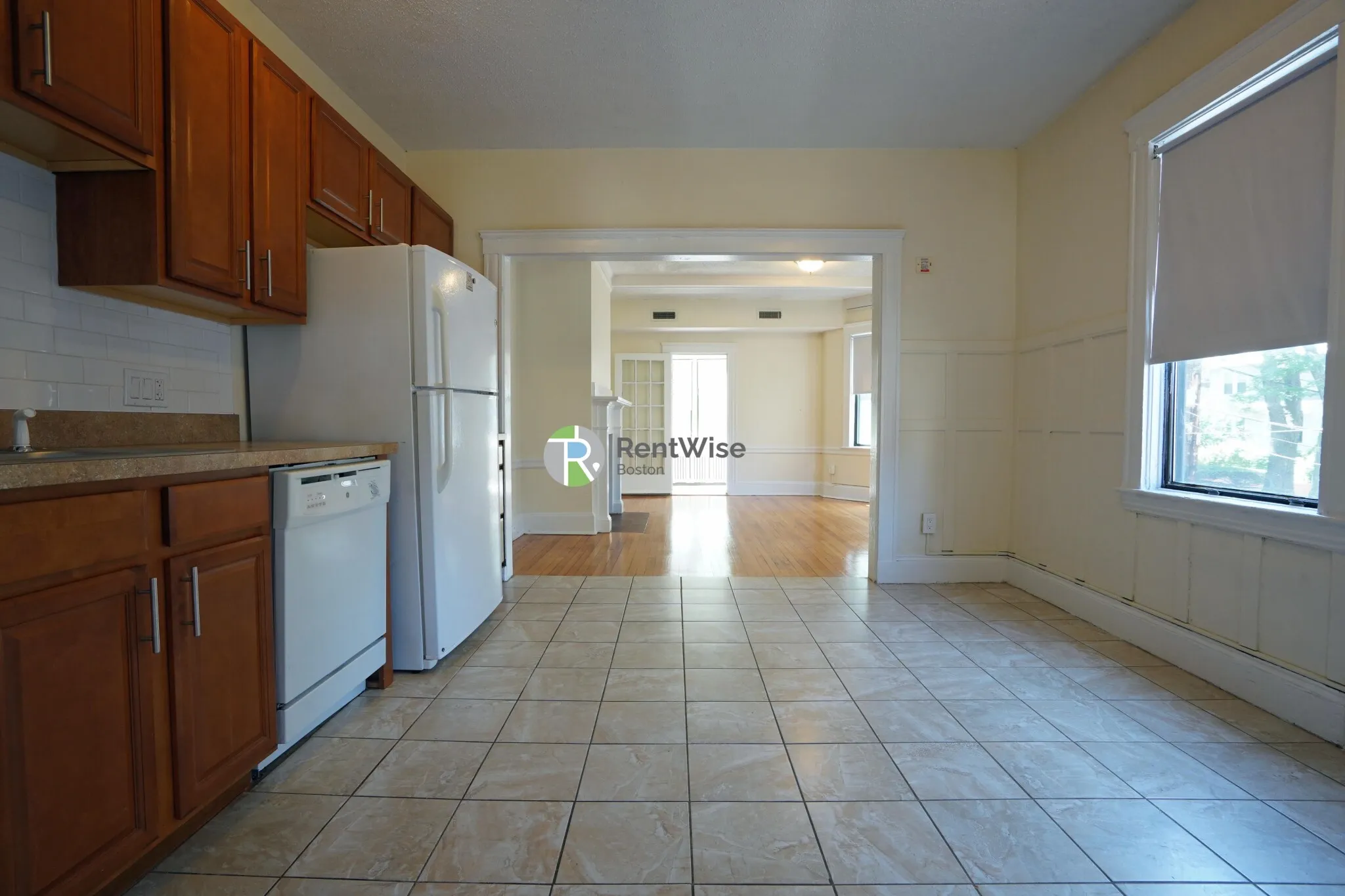 4 bed, 2 bath apartment for rent at 24 Hamilton Rd Unit 1, North Brookline — photo 9 of 29