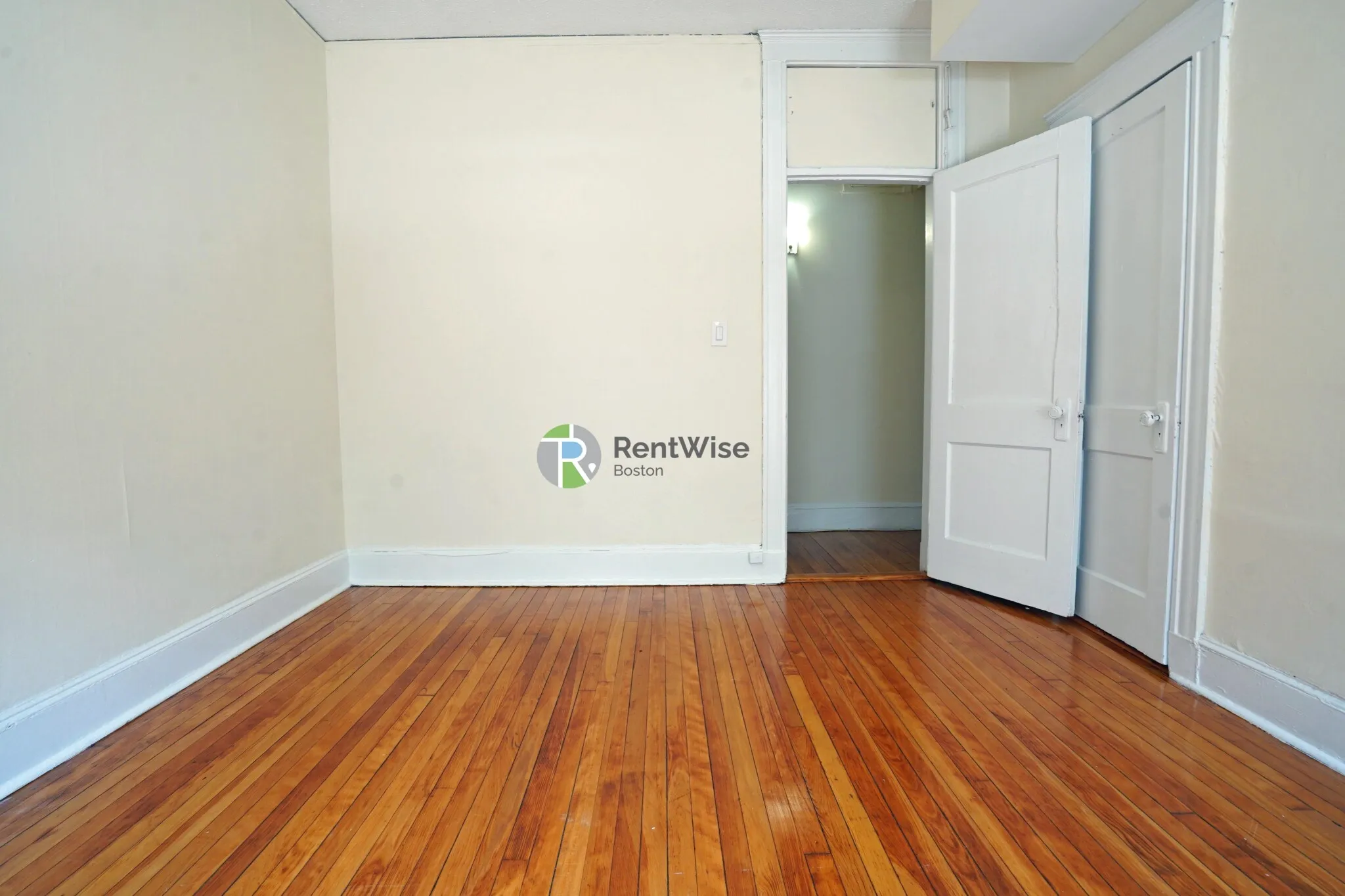 4 bed, 2 bath apartment for rent at 24 Hamilton Rd Unit 1, North Brookline — photo 21 of 29