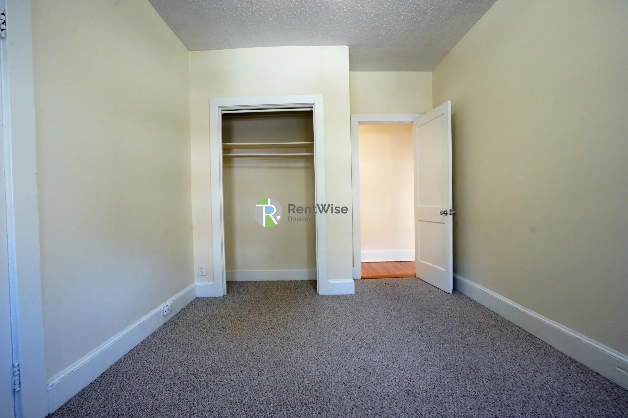 4 bed, 2 bath apartment for rent at 24 Hamilton Rd Unit 1, North Brookline — photo 11 of 29