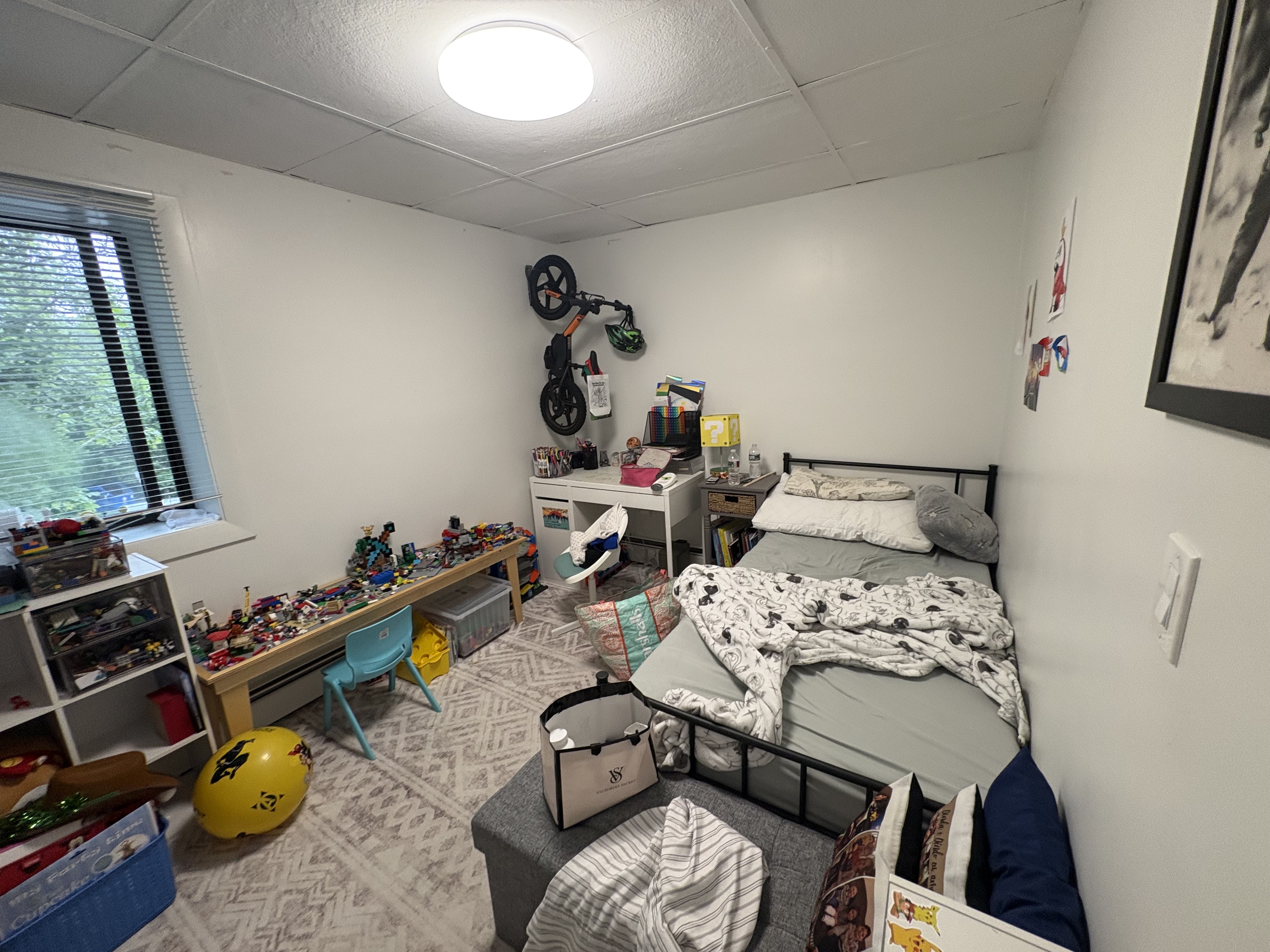 2 bed, 1 bath apartment for rent at 24 Hamilton St Unit 31, Saugus — photo 10 of 15