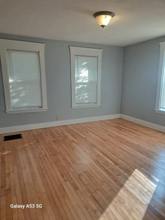 3 bed, 1 bath apartment for rent at 24 Hampden St Unit 2, WPI — photo 7 of 11