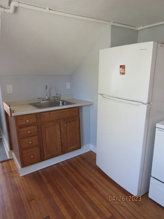 1 bed, 1 bath apartment for rent at 24 Hampden St Unit 3, WPI — photo 9 of 19