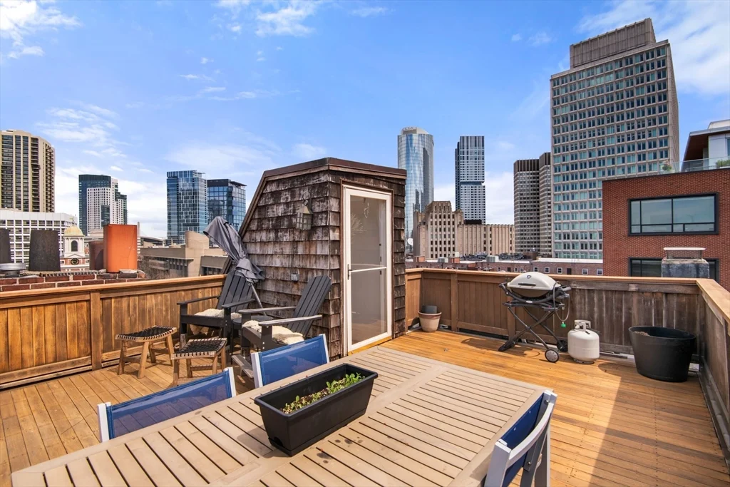 2 bed, 1 bath apartment for rent at 24 Hancock St Unit 7, Beacon Hill — photo 23 of 27