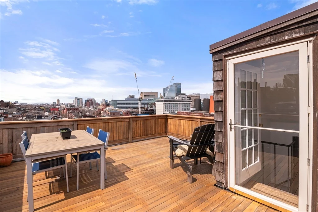 2 bed, 1 bath apartment for rent at 24 Hancock St Unit 7, Beacon Hill — photo 22 of 27