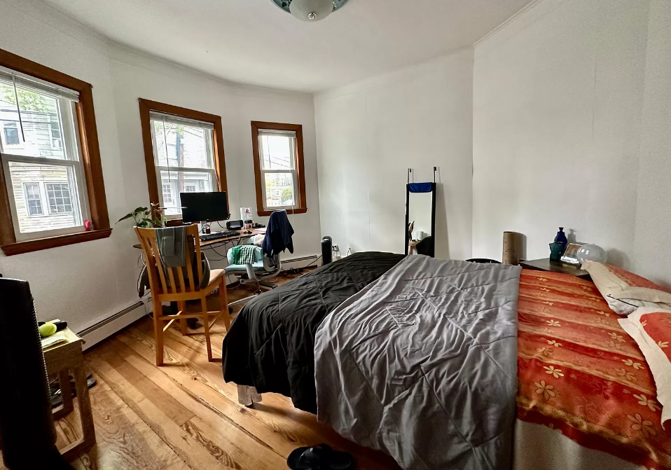 4 bed, 2 bath apartment for rent at 24 Hardwick St Unit 1, Wellington-Harrington — photo 3 of 11