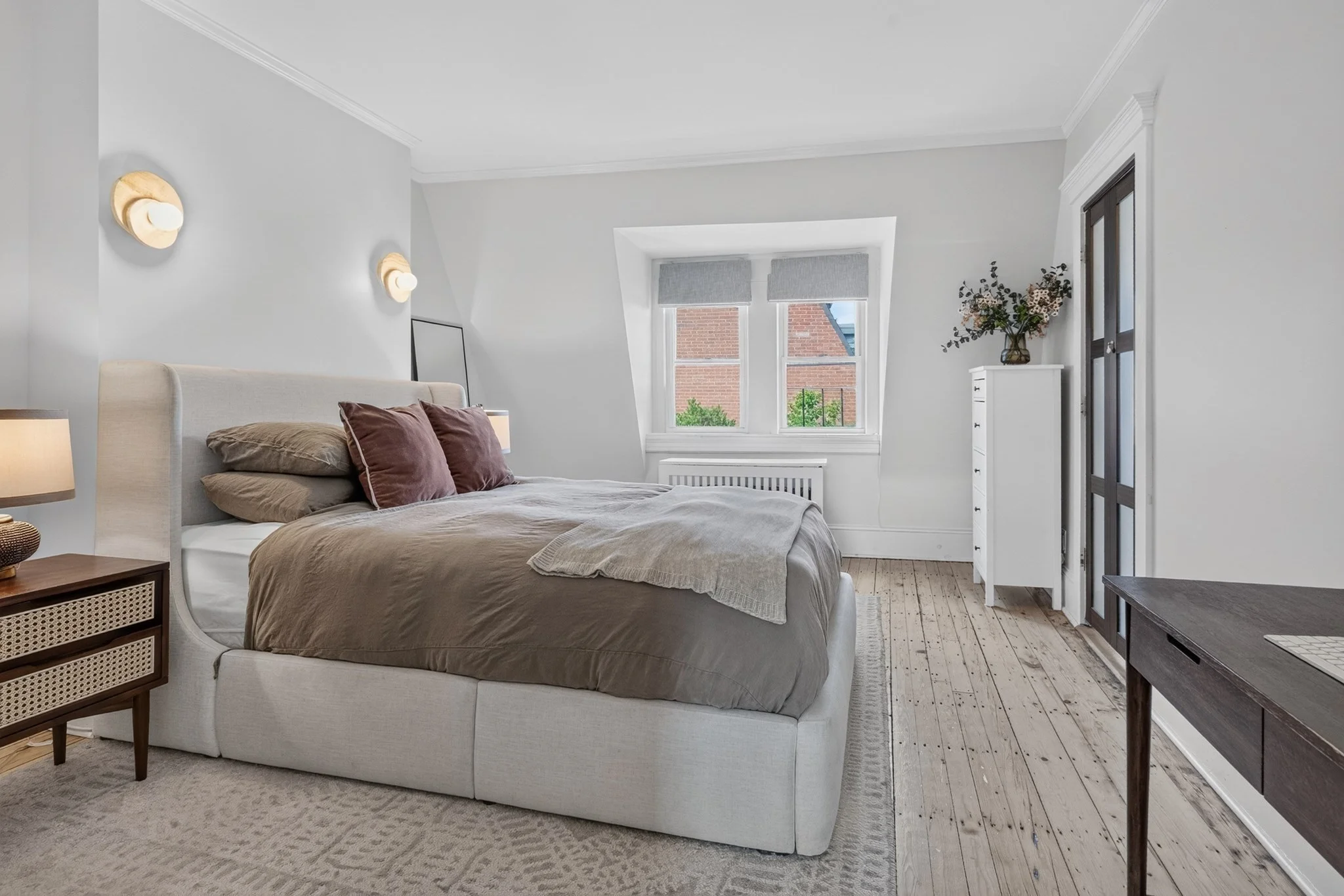 1 bed, 1 bath apartment for rent at 24 Harvard St Unit 4, Charlestown — photo 5 of 9