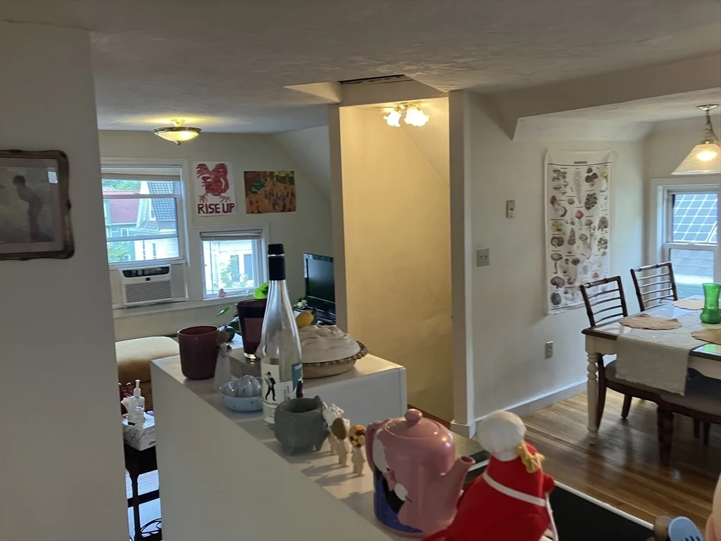 2 bed, 1 bath apartment for rent at 24 Haskell St Unit 4, North Cambridge — photo 7 of 20