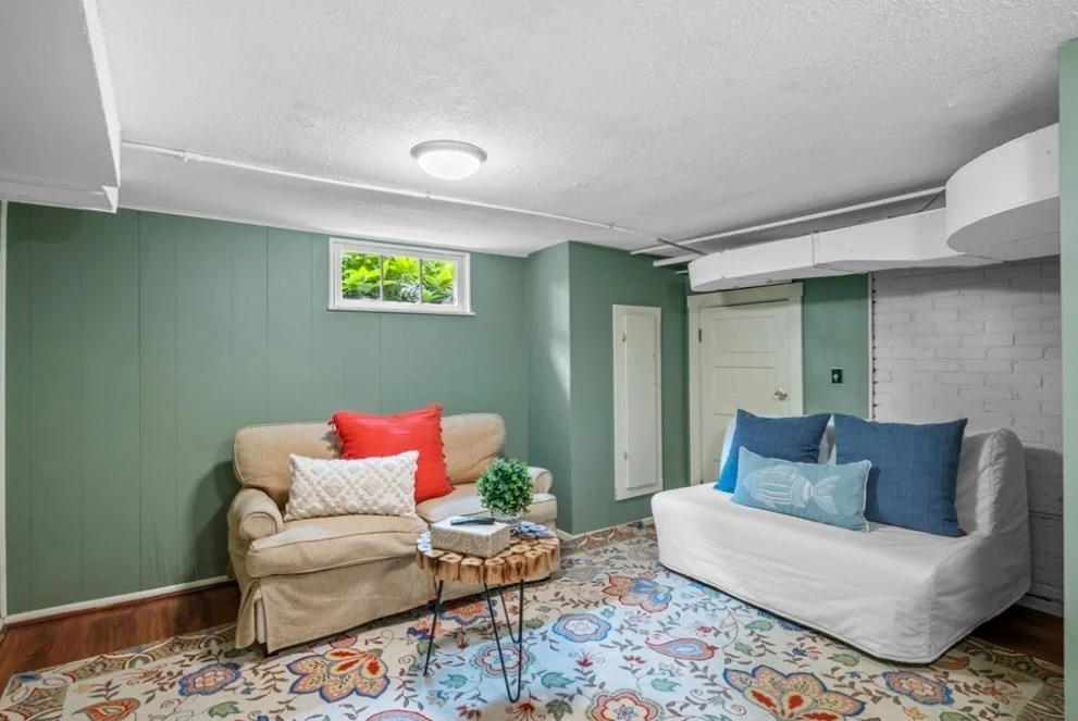 3 bed, 2 bath apartment for rent at 24 Hereford Rd, Marblehead — photo 17 of 19