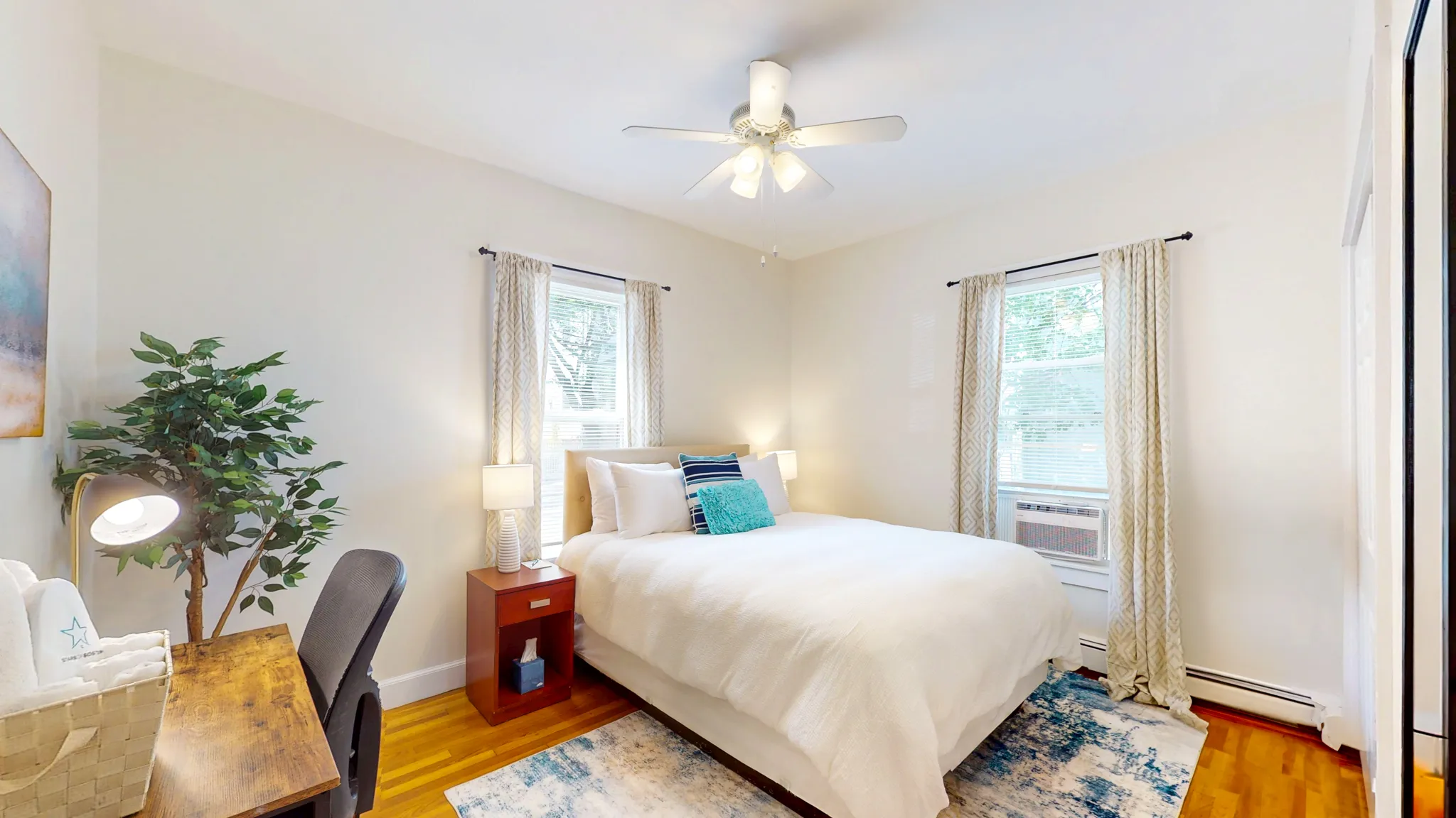 1 bed, 1 bath apartment for rent at 24 Hews St Unit 1, Riverside — photo 4 of 14