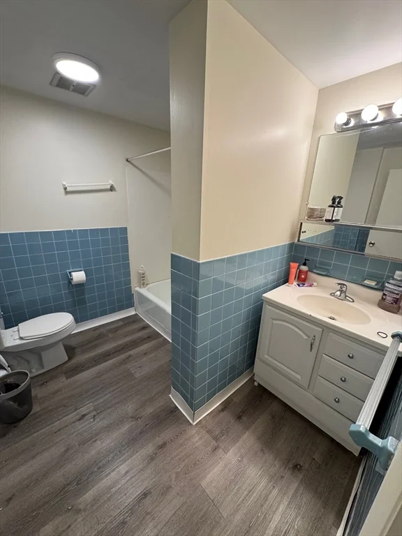2 bed, 1 bath apartment for rent at 24 Highland Ave Unit 1, Harvard Square — photo 5 of 6