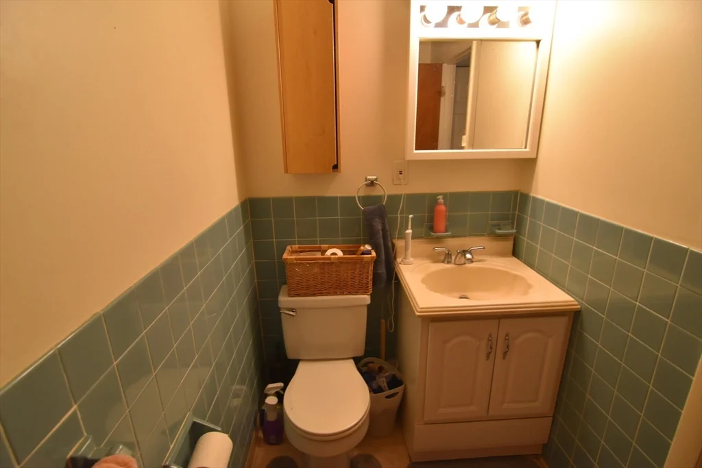 3 bed, 1 bath apartment for rent at 24 Highland Ave Unit 11, Mid Cambridge — photo 7 of 13