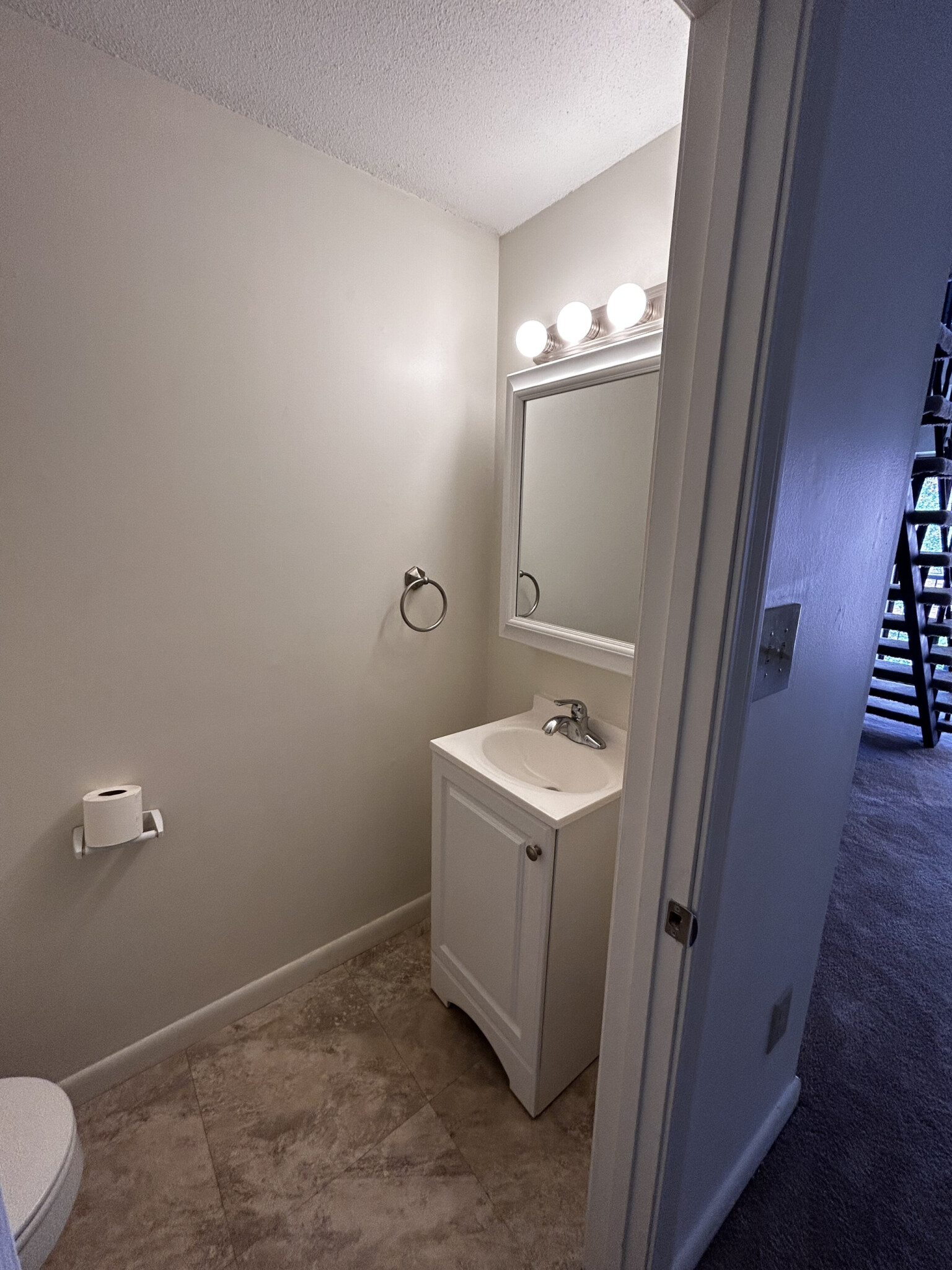 1 bed, 1.5 bath apartment for rent at 24 Highland Ave Unit 15, Mid Cambridge — photo 9 of 13
