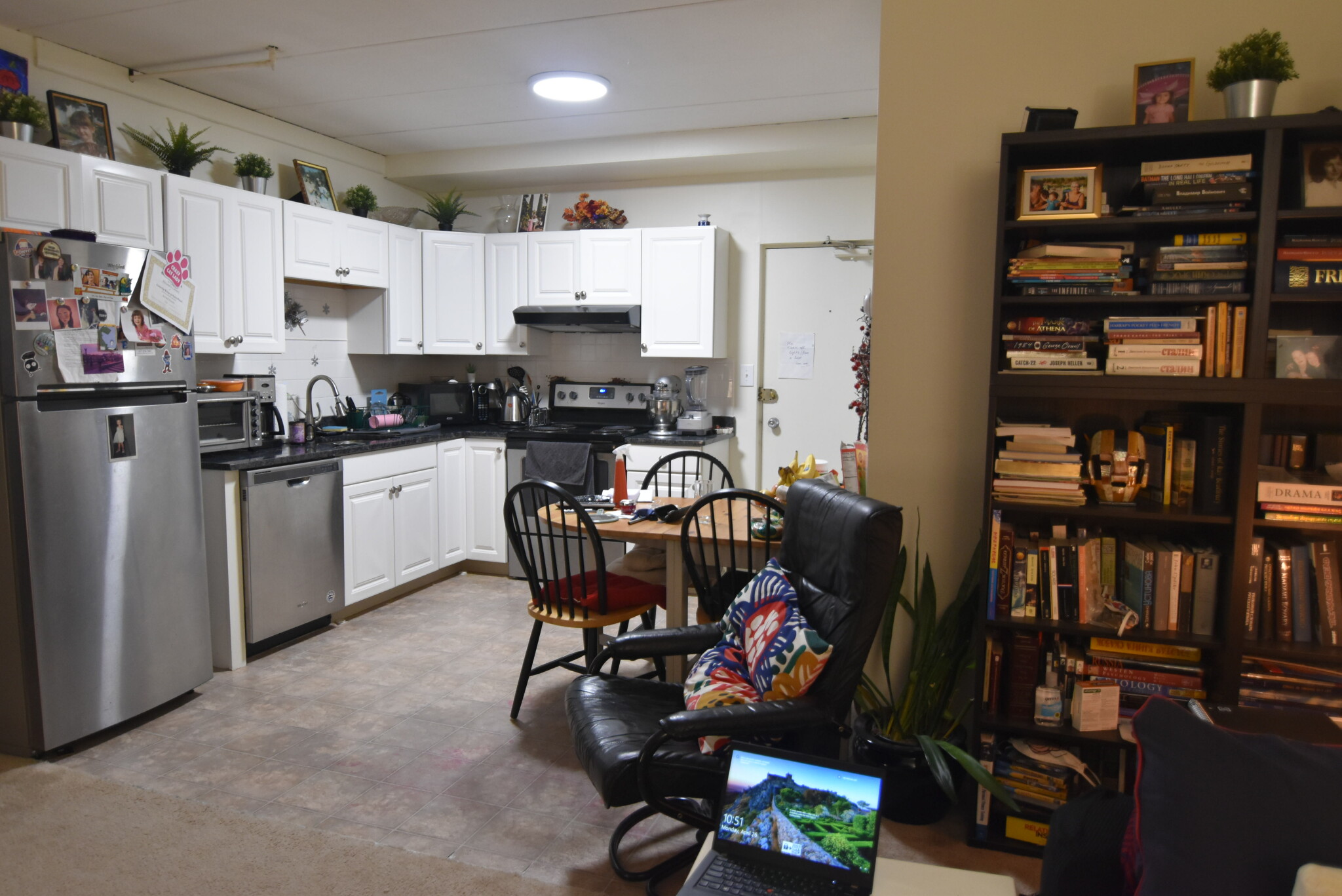 2 bed, 1 bath apartment for rent at 24 Highland Ave Unit 22, Mid Cambridge — photo 3 of 11