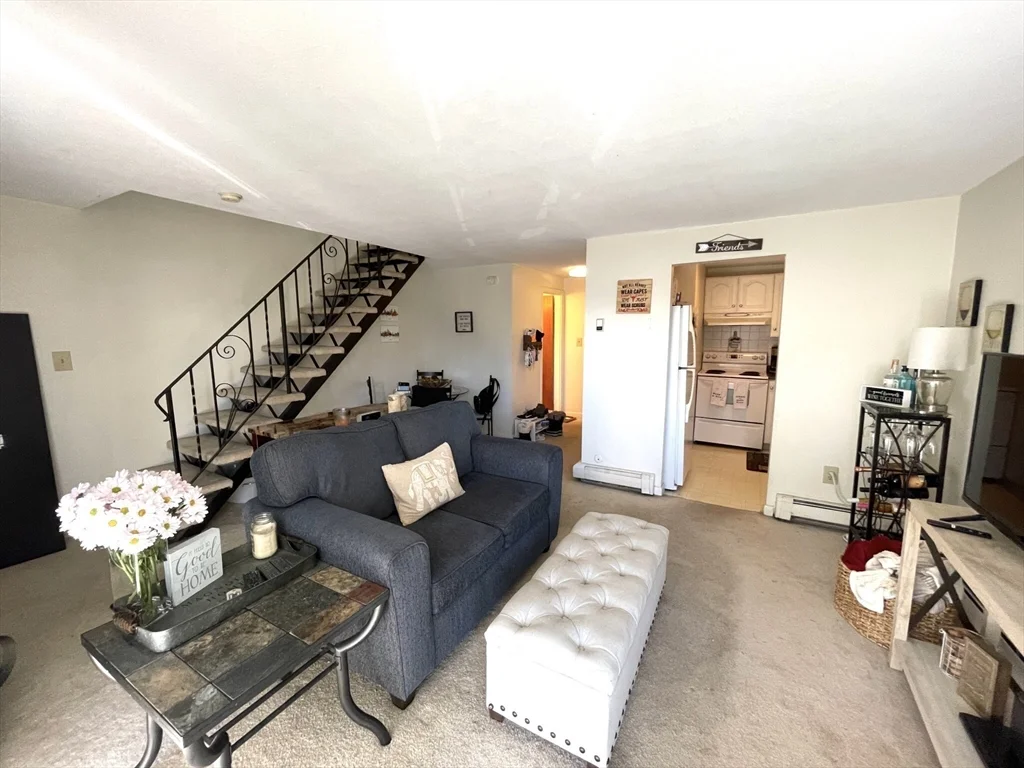 2 bed, 1 bath apartment for rent at 24 Highland Unit 12, Mid Cambridge — photo 1 of 8