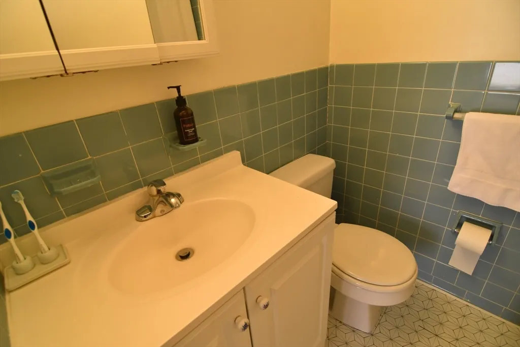 1 bed, 1 bath apartment for rent at 24 Highland Unit 5, Mid Cambridge — photo 7 of 9