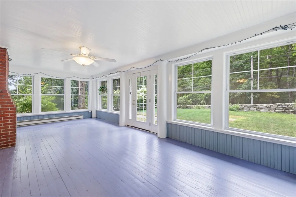 3 bed, 1 bath apartment for rent at 24 Hildreth St, Francis Hill — photo 12 of 38