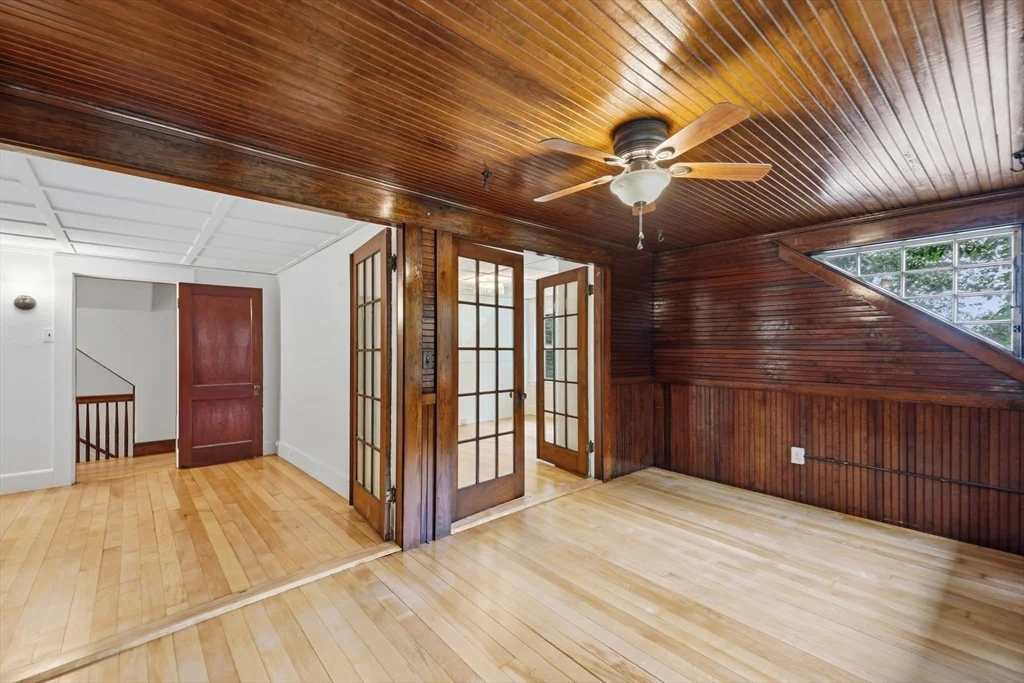 3 bed, 1 bath apartment for rent at 24 Hildreth St, Francis Hill — photo 21 of 38