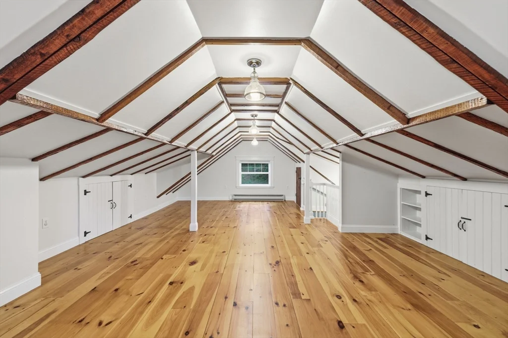 3 bed, 1 bath apartment for rent at 24 Hildreth St, Francis Hill — photo 32 of 38
