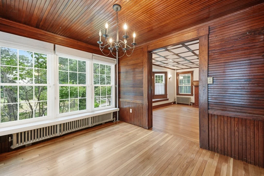 3 bed, 1 bath apartment for rent at 24 Hildreth St, Francis Hill — photo 7 of 38