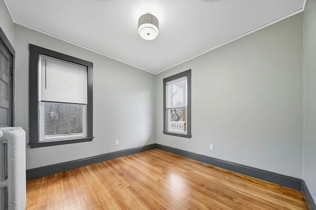 3 bed, 1 bath apartment for rent at 24 Hinckley Unit 3, Dorchester — photo 18 of 36