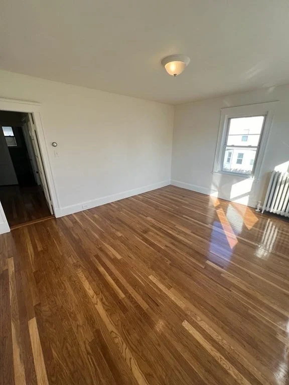 3 bed, 1 bath apartment for rent at 24 Hollis Ave Unit 2R, Quincy — photo 2 of 22