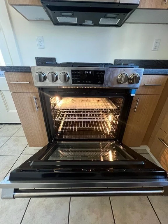 3 bed, 1 bath apartment for rent at 24 Hollis Ave Unit 2R, Quincy — photo 10 of 22