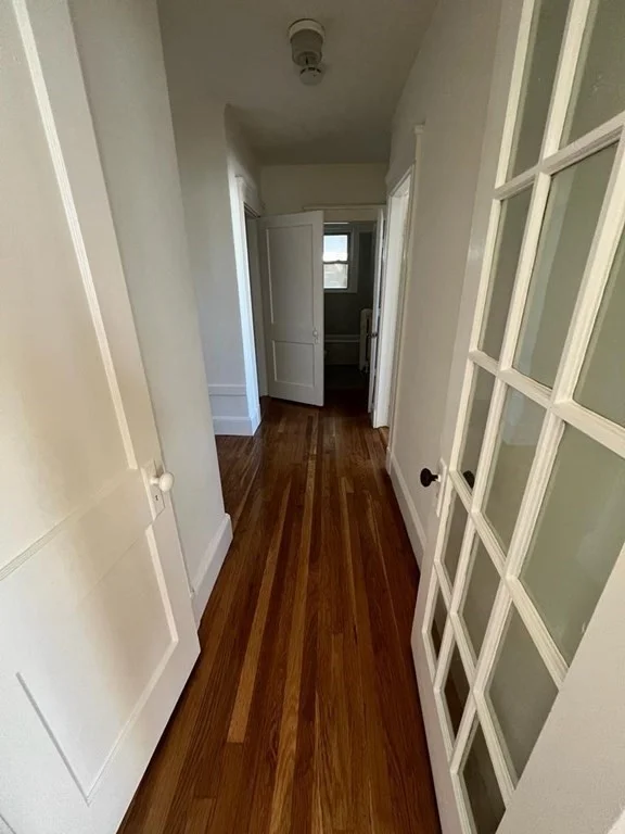 3 bed, 1 bath apartment for rent at 24 Hollis Ave Unit 2R, Quincy — photo 4 of 22